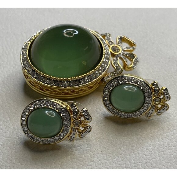 JOAN RIVERS Green Egg Shape Rhinestone Bow Gold-Tone Brooch Earrings Rare Set - Picture 16 of 16